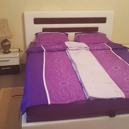 Daire Apartman Panonska Jezera